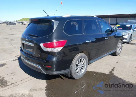 2016 Nissan Pathfinder S z USA, uszkodzony, nr VIN 5N1AR2MM7GC613630
